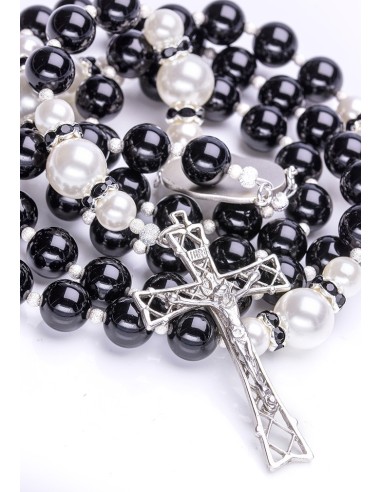 Black Onyx, Freshwater White Pearls, Sterling Silver 925 precious Crucifix and Center